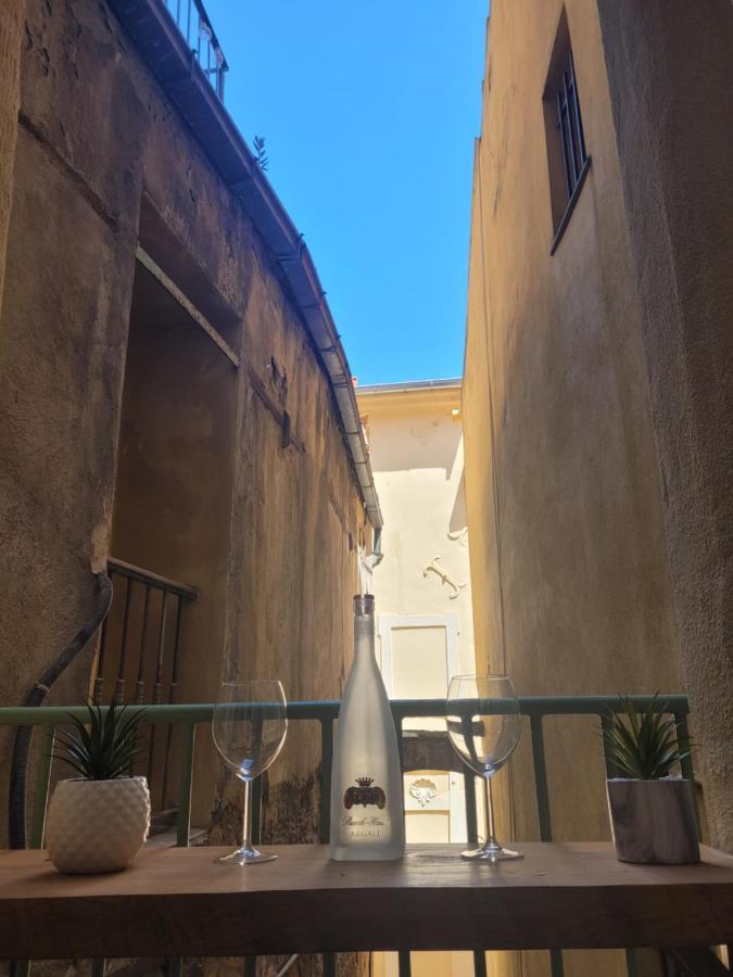 Au Coeur Du Citron Apartment Menton Exterior foto